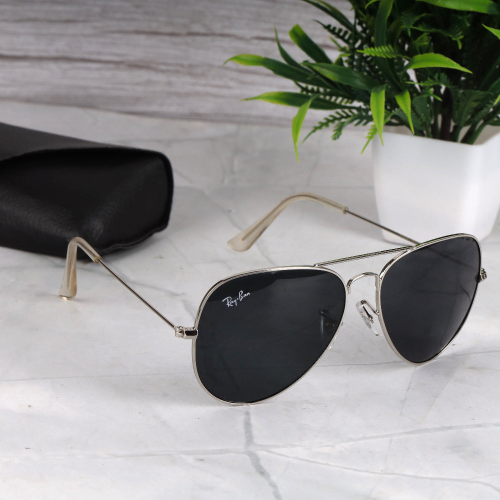 Classic Pilot 3O26 Silver-Black Sunglass with silver frame and UV 400 protection from JUO INDIA.
