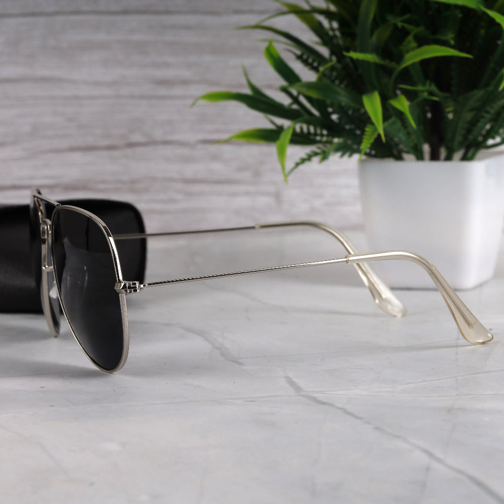 Classic Pilot 3O26 Silver-Black Sunglass with silver frame and UV 400 protection from JUO INDIA.
