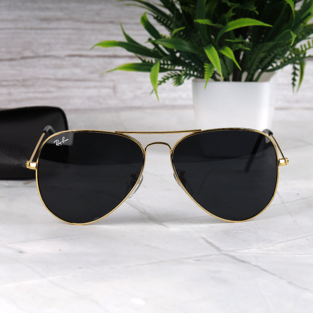 Classic Pilot 3O26 Gold-Black Sunglass with gold frame and UV 400 protection from JUO INDIA.
