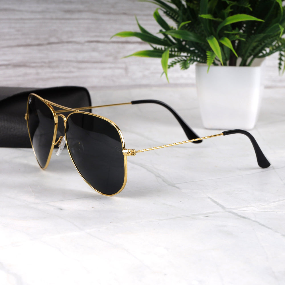 Classic Pilot 3O26 Gold-Black Sunglass with gold frame and UV 400 protection from JUO INDIA.
