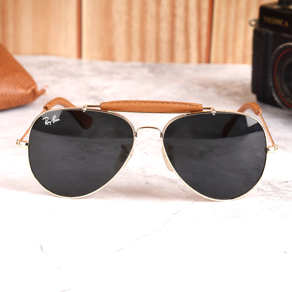 Classic Pilot 3O29 Gold-Grey Sunglass with gold frame and UV 400 protection from JUO INDIA.
