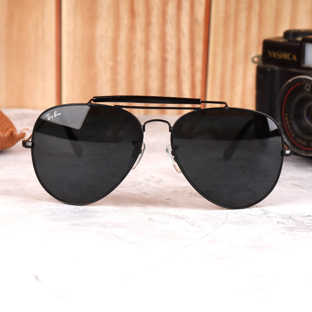 Classic Pilot 3O29 Black-Black Sunglass with black frame and UV 400 protection from JUO INDIA.
