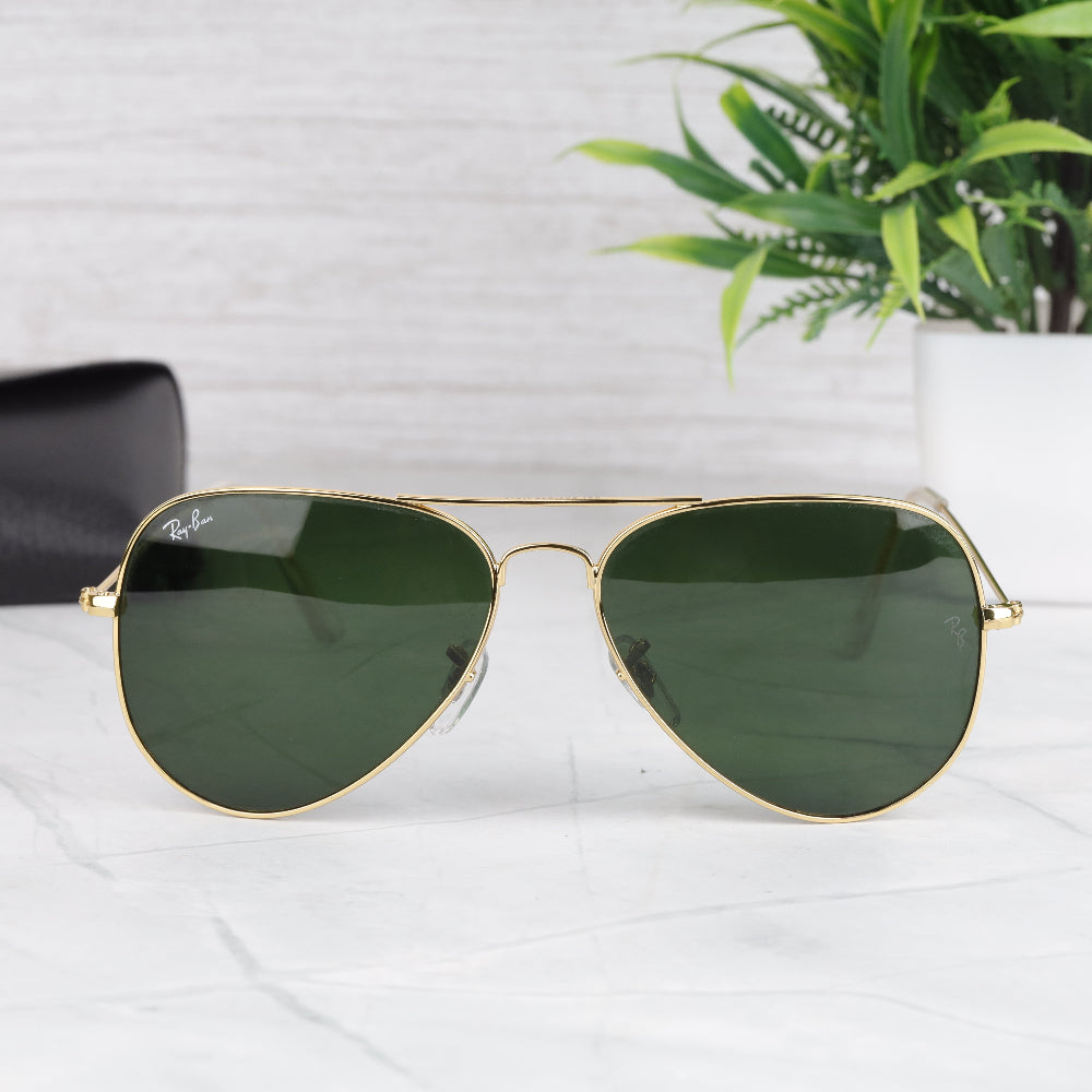 Classic Pilot 3O26 Gold-Green Sunglass with gold frame and UV 400 protection from JUO INDIA.
