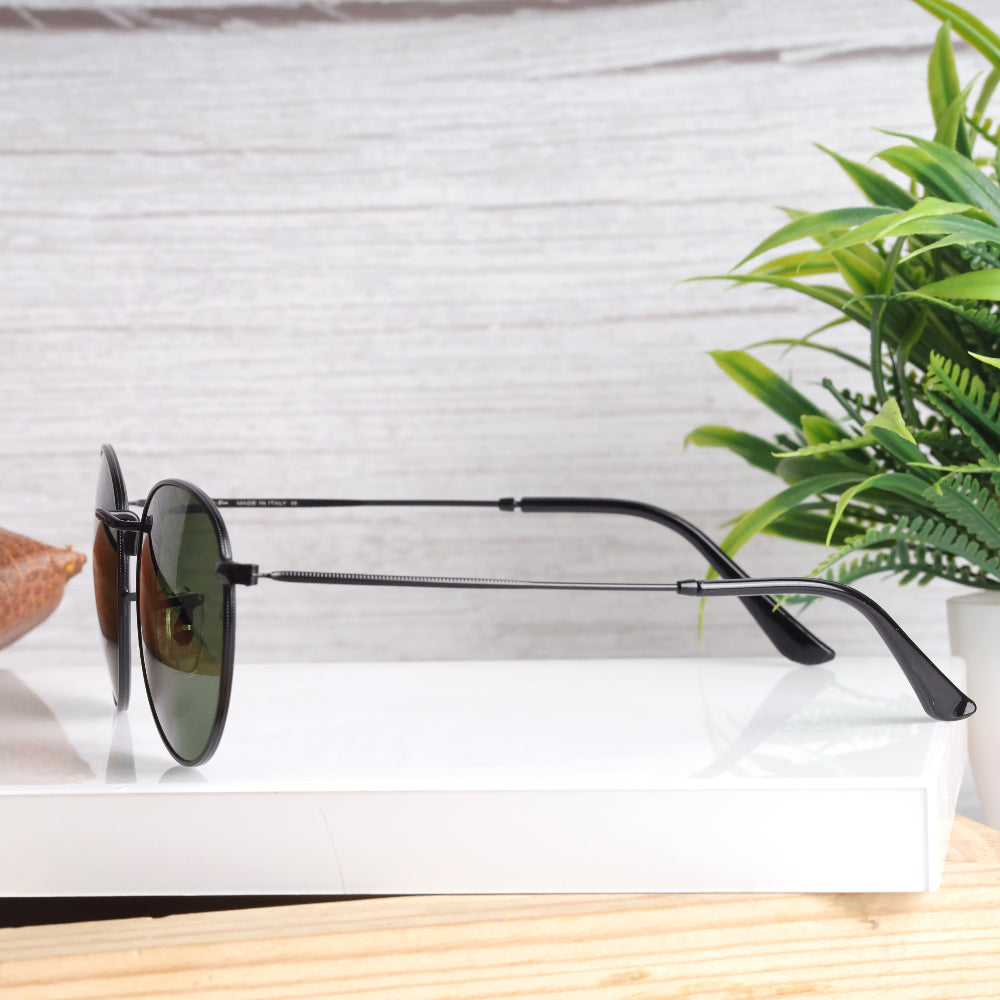 Classic Round 3447 Black-Green Sunglass with black frame and green lenses featuring UV 400 protection from JUO INDIA.

