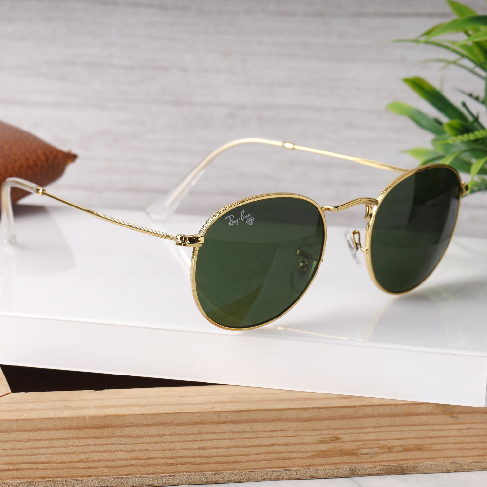 Classic Round 3447 Gold-Green Sunglass with gold round frame and UV 400 green lenses from JUO INDIA.
