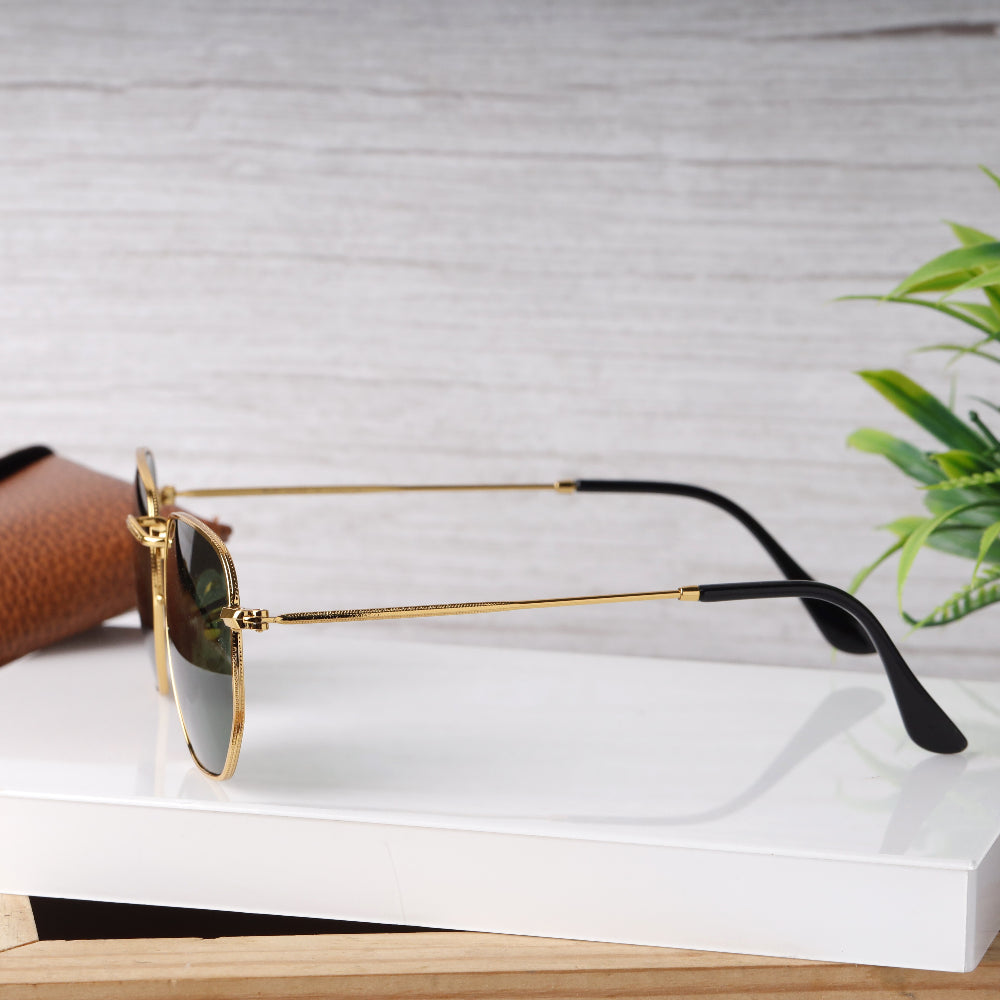Classic Hexagonal 3548N Gold-Green Sunglass with gold frame and UV 400 green lenses from JUO INDIA.
