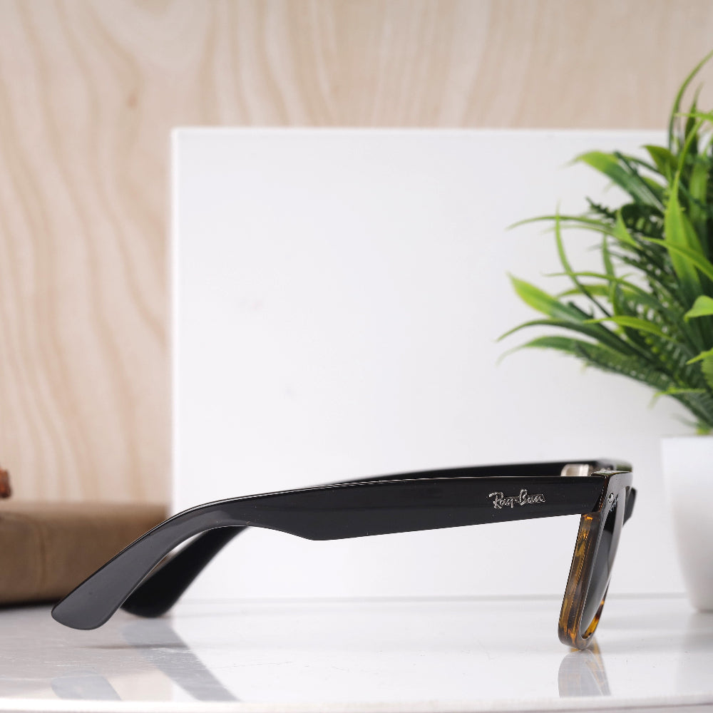 Classic Square 2140 Tortoise-Brown-Black Sunglass with UV 400 protection and tortoise frame from JUO INDIA.
