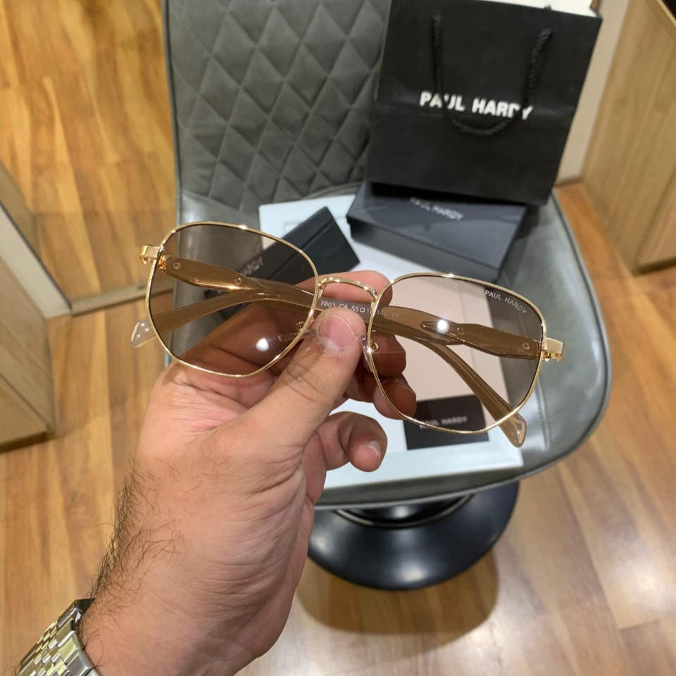 Paul Hardey 7801 Gold-Brown Sunglass with gold frame and brown lenses