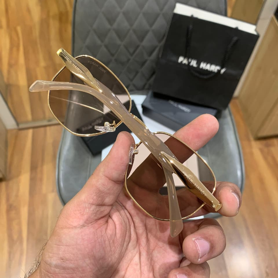 Paul Hardey 7801 Gold-Brown Sunglass with gold frame and brown lenses