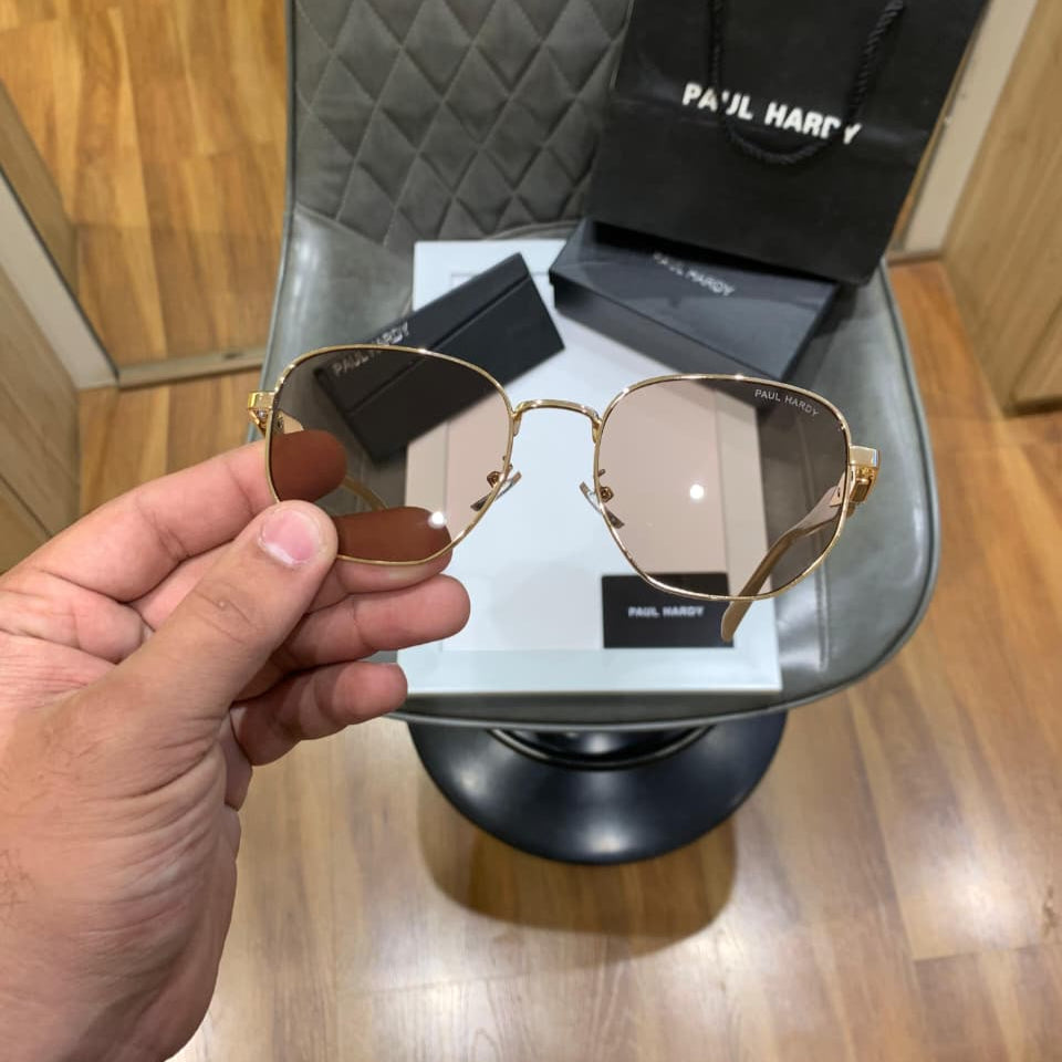 Paul Hardey 7801 Gold-Brown Sunglass with gold frame and brown lenses