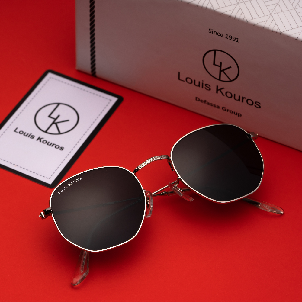 Tarth Square Black-Silver Sunglasses